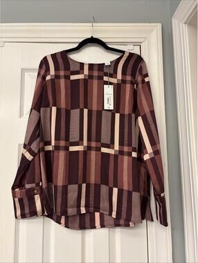 NWT Liz Claiborne Burgundy Plaid Stretch Round Neck Blouse size Large $49